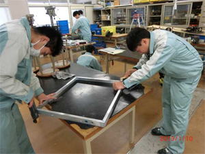 アルミ枠の製作